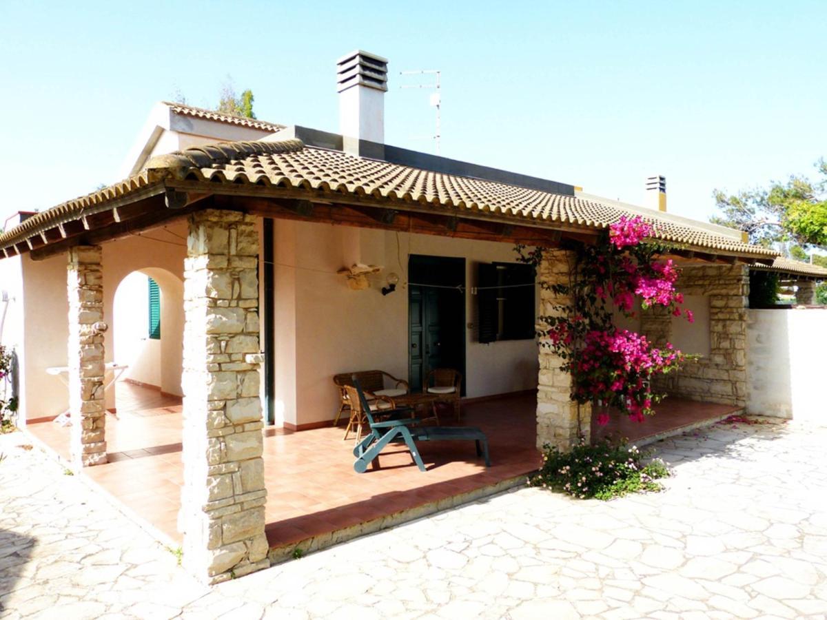 Casa Ondablu Casesicule, On The With Big Veranda And Wifi Holiday home Santa Maria Del Focallo